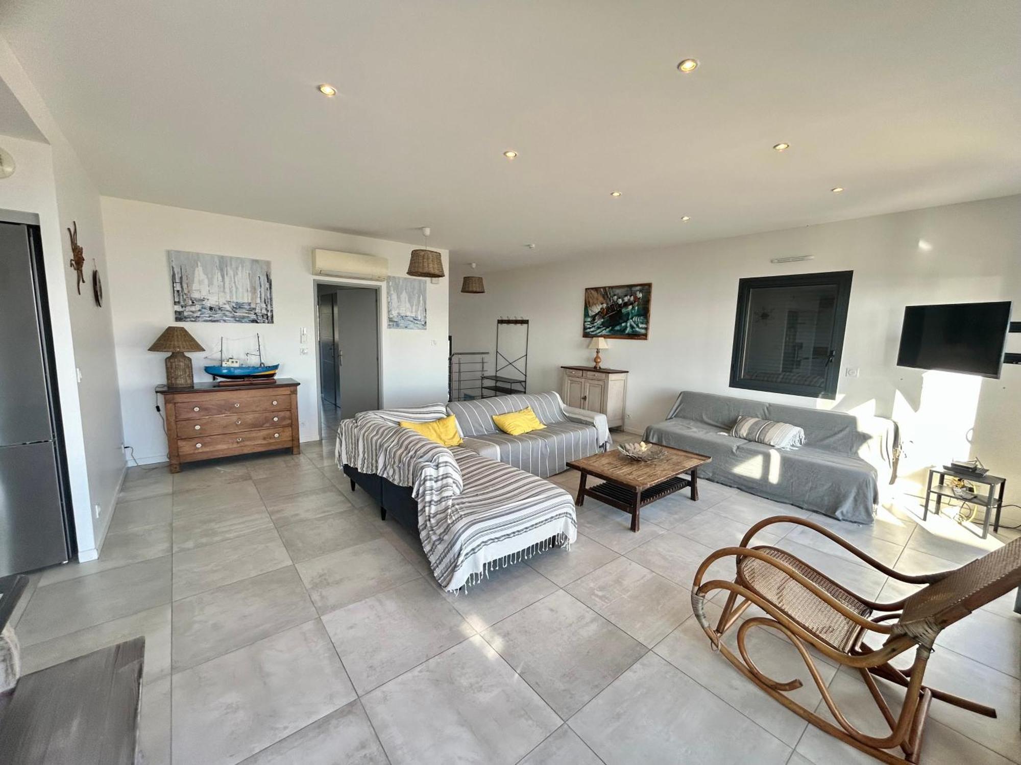 Appartement Luxe Le Levant อิแยร์ ภายนอก รูปภาพ