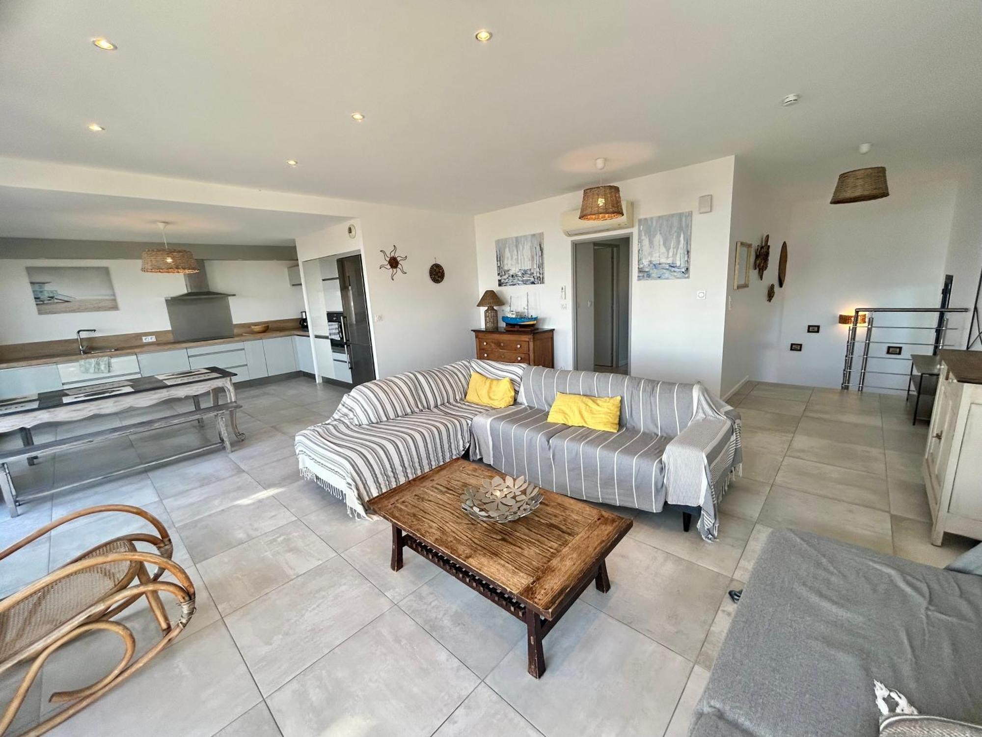 Appartement Luxe Le Levant อิแยร์ ภายนอก รูปภาพ