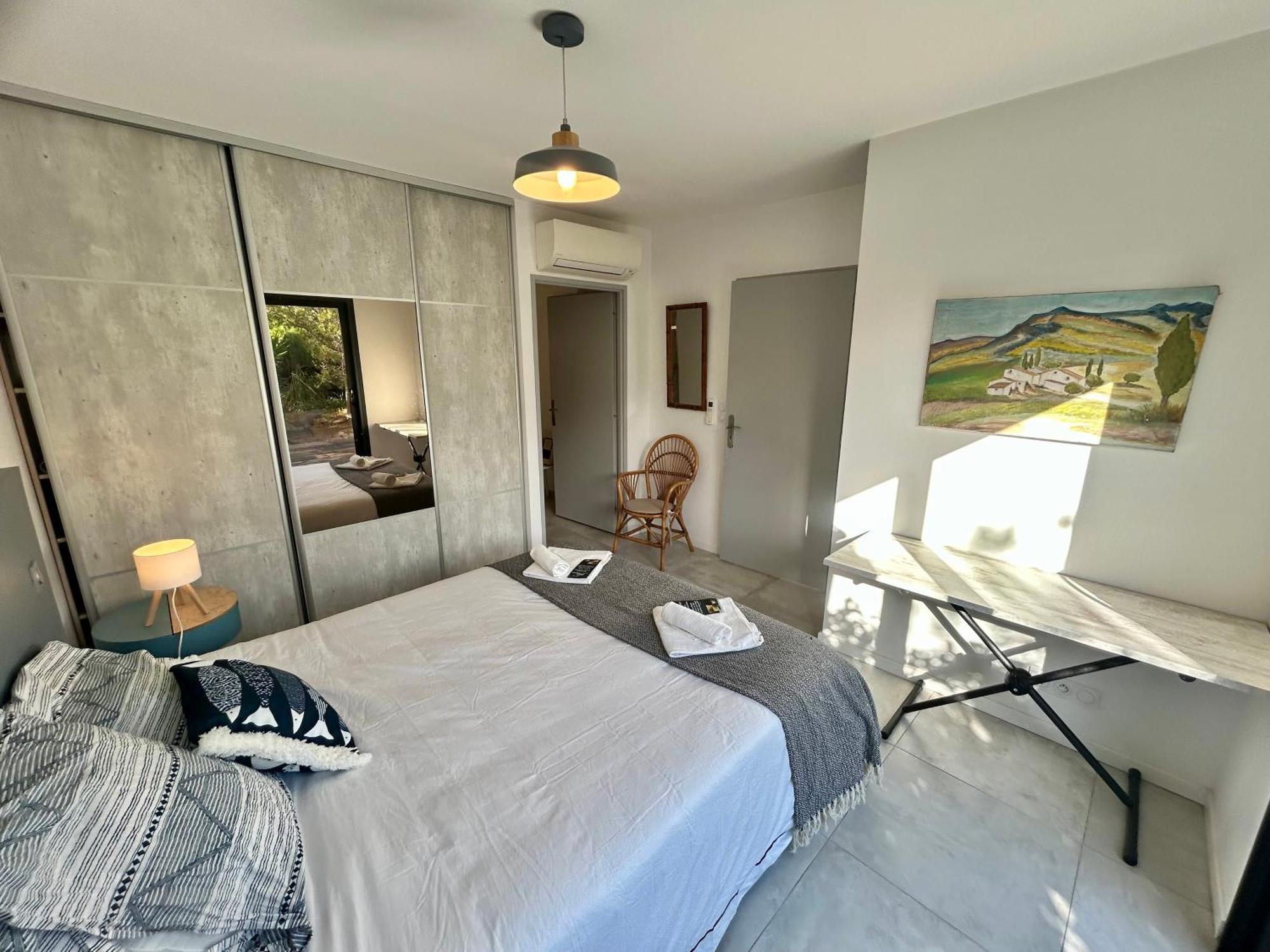 Appartement Luxe Le Levant อิแยร์ ภายนอก รูปภาพ