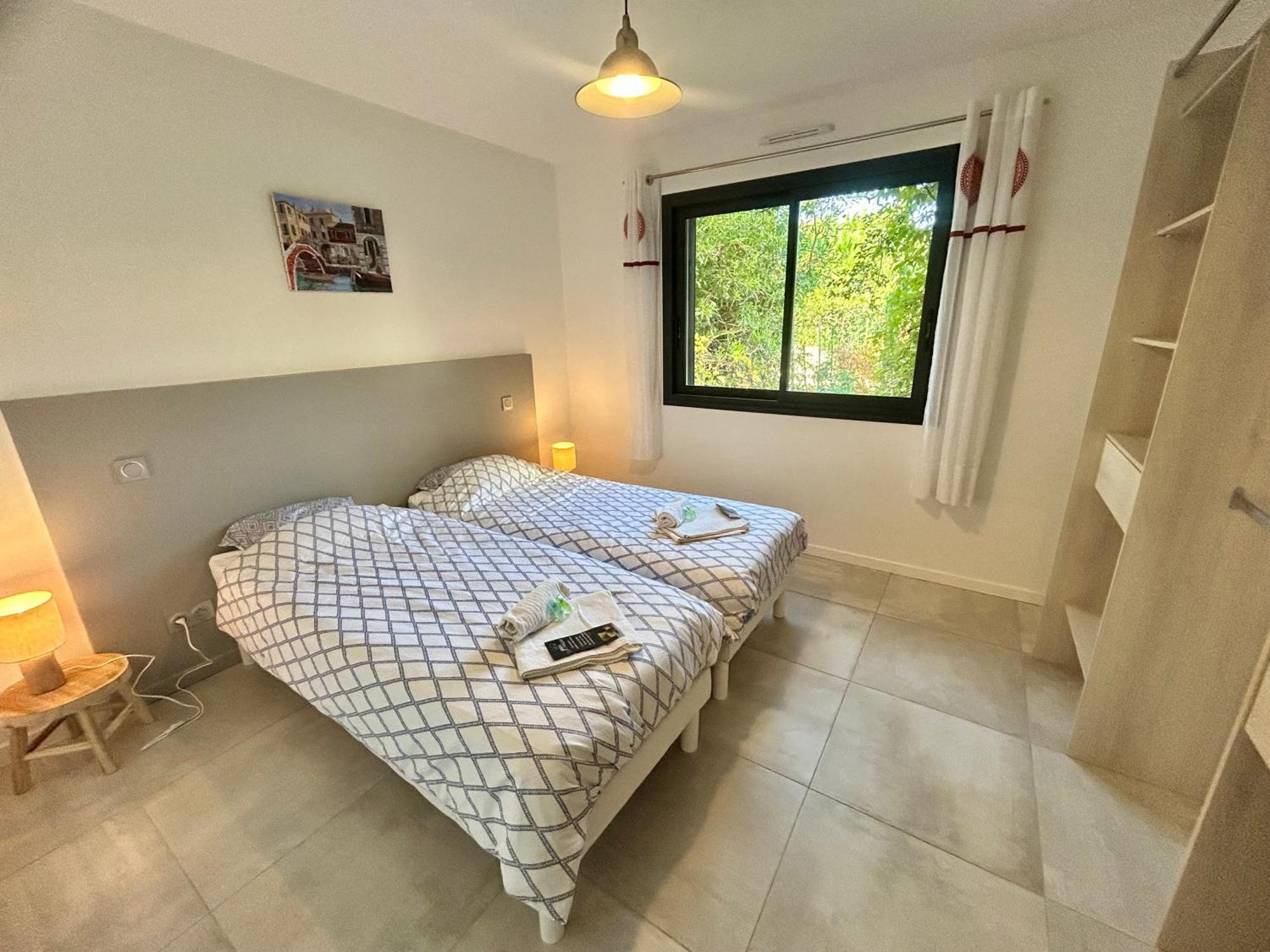 Appartement Luxe Le Levant อิแยร์ ภายนอก รูปภาพ